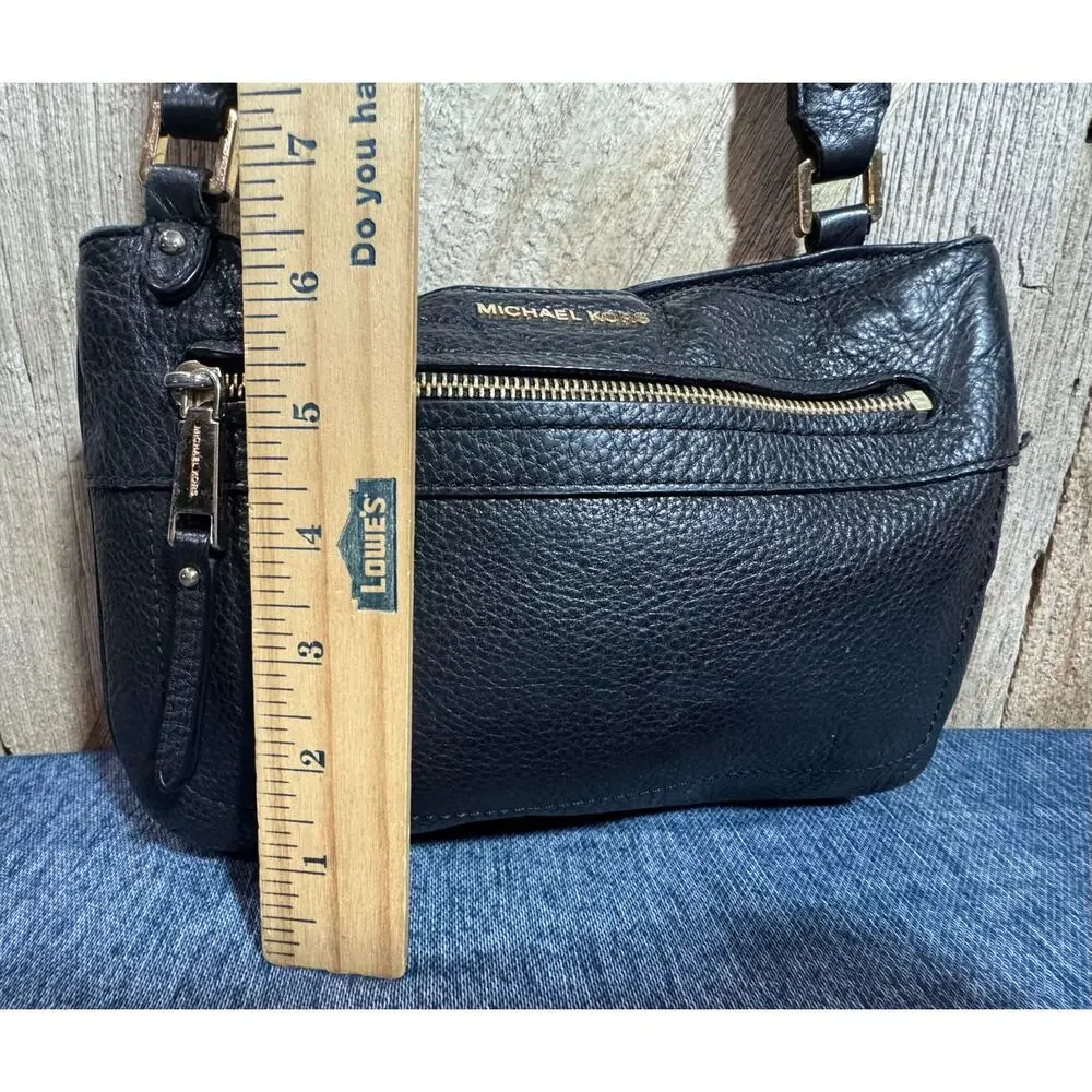 Michael Kors Black Pebbled Leather Bag Crossbody Strap Zipper Outer Pocket